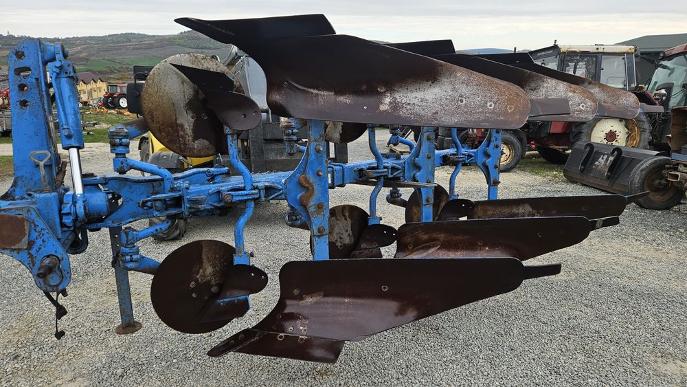 Plug reversibil LEMKEN cu 3 brazdare