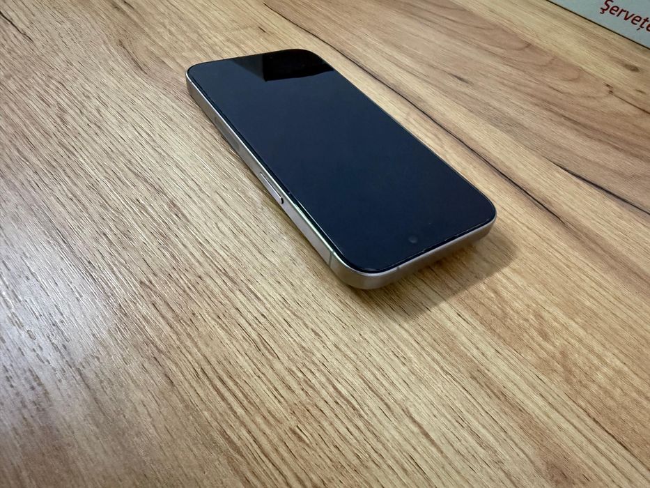 Iphone 15Pro 256gb, Black Titanium & Natural Titanium