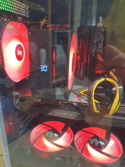 PC gaming i5 12400F, RX 5700XT, 32GB DDR4, ssd 500GB
