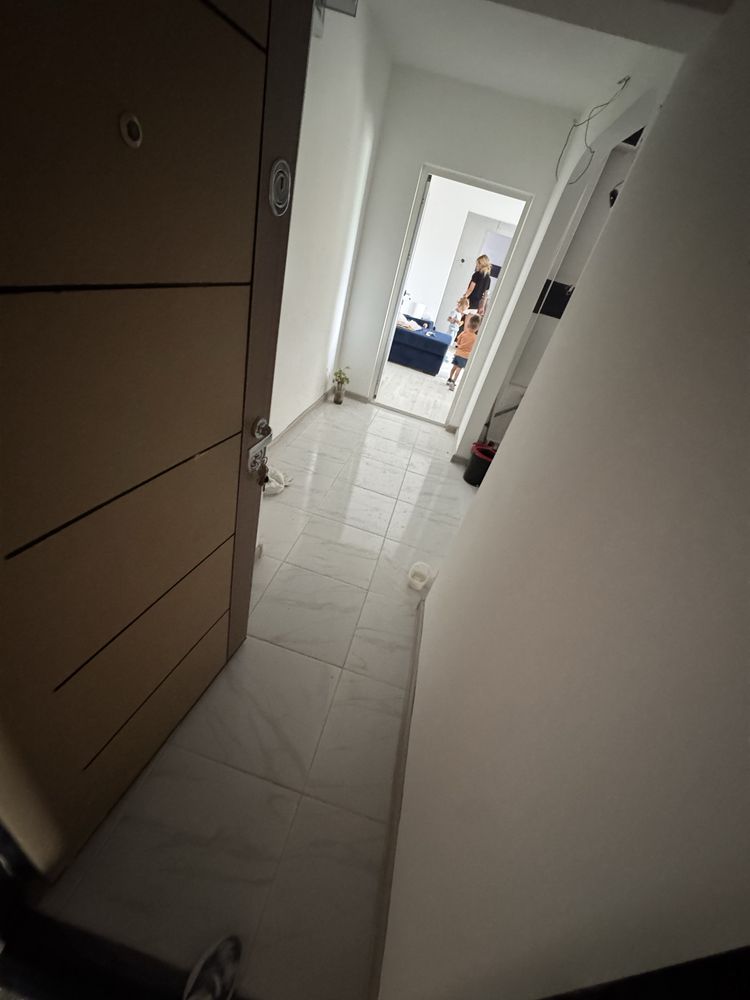 Vand sau schimb apartament !