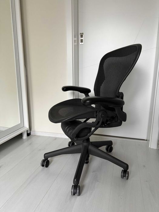 Vand Herman Miller Aeron Clasic