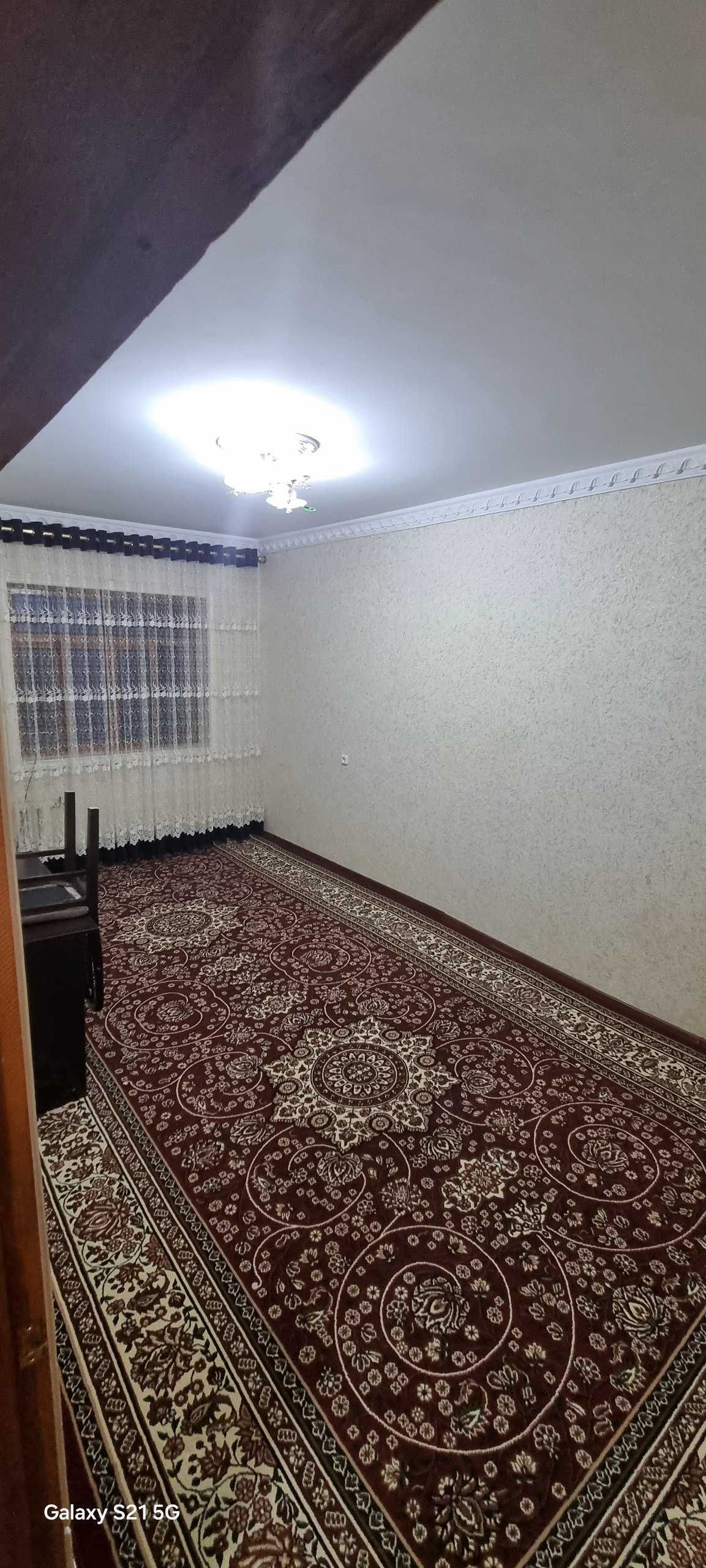 Продаётся 2х комн квартира на 4 этаже Ор-р 6 микрорайон