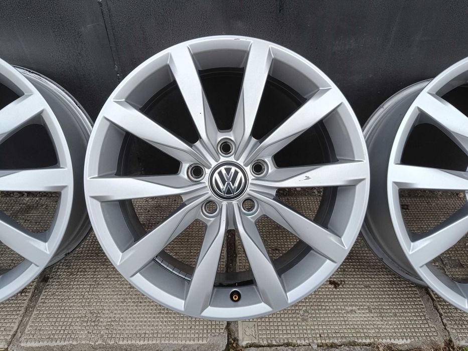 ОРИГИНАЛНИ джанти 17 ' цола VW Golf 7 DIJON / ГОЛФ 7 5x112 57,1 ET 48
