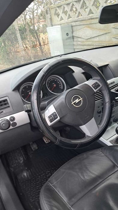 Astra H GTC 1.9 120 cai