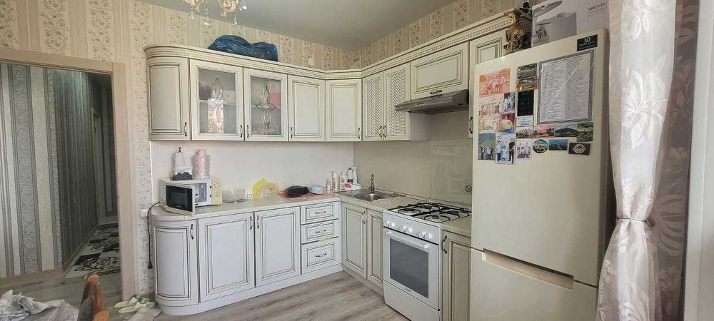 Продается 3х км квартира в р-не Алтын Арман