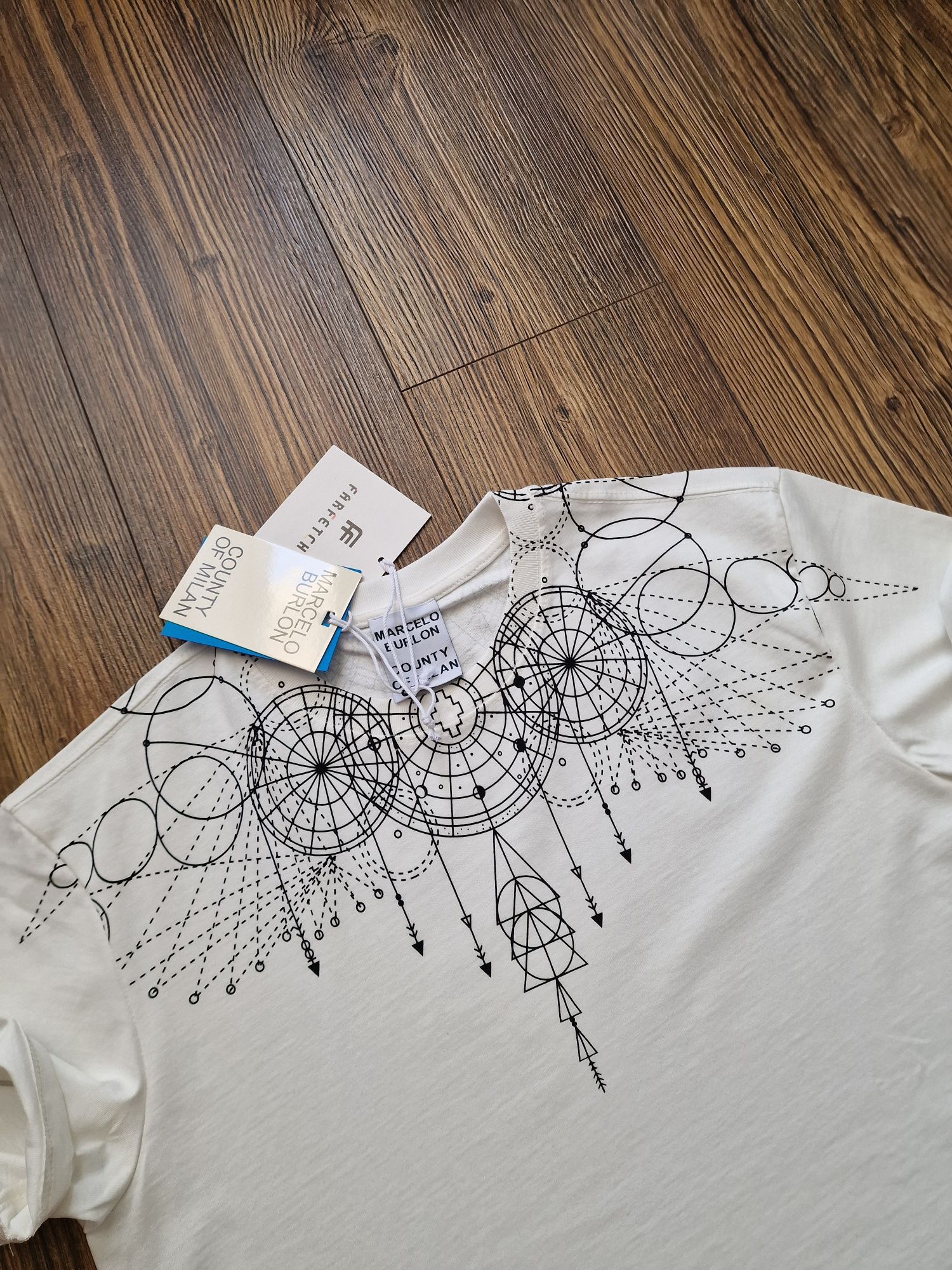 Страхотна мъжка тениска MARCELO BURLON размер S M L XL 2XL