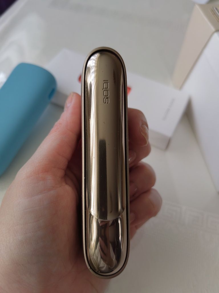 Iqos Duo cu accesorii