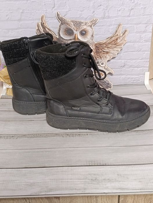 Топли черни ботуши