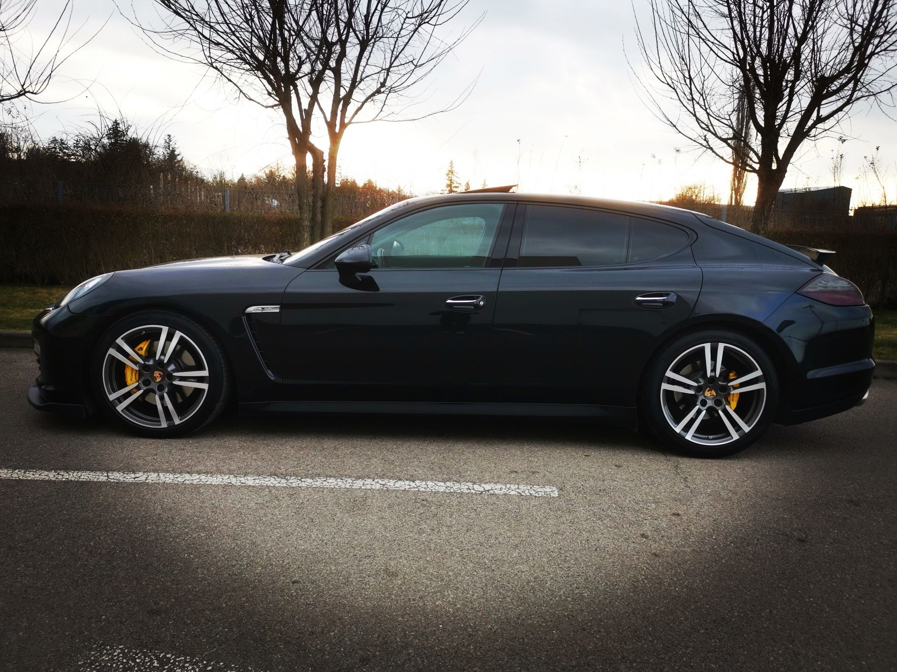 Кола под наем Porsche Panamera Порше  Панамера за бал, сватба, клип!