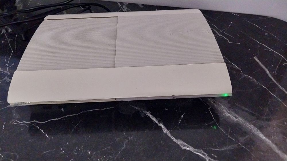 Sony plesteshin 3 super slim