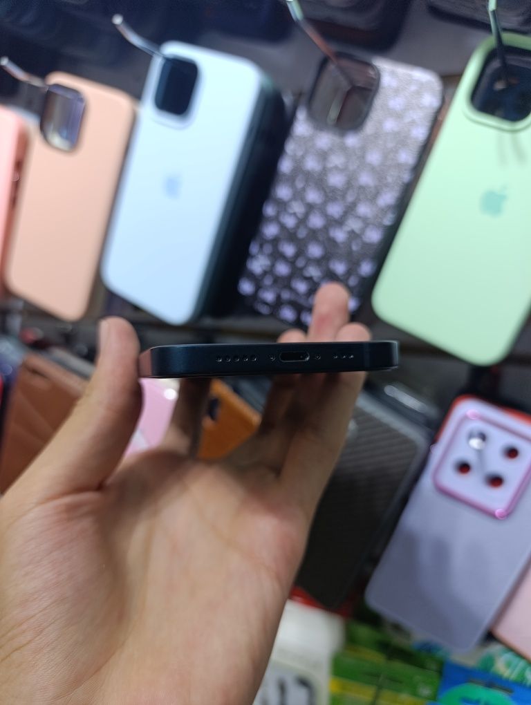 iPhone 13 128Gb ideal