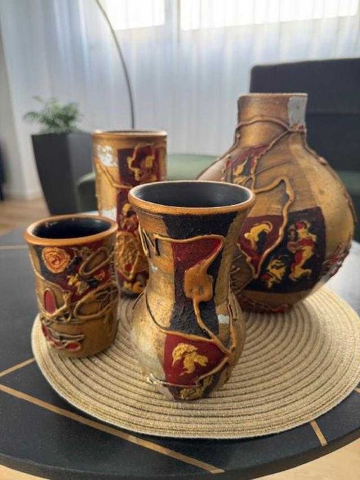 Vand vaze decorative ceramica lucrate manual