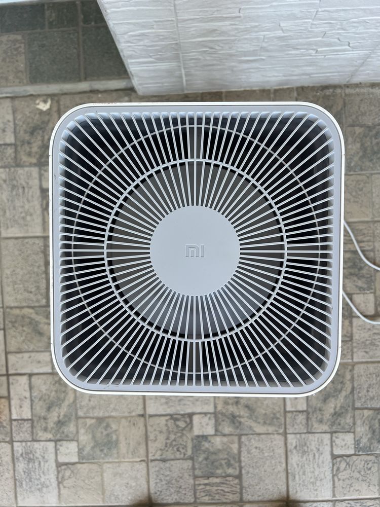 Чисто НОВ!! Въздохопречиствател Xiaomi MI Air Purifier 3Н