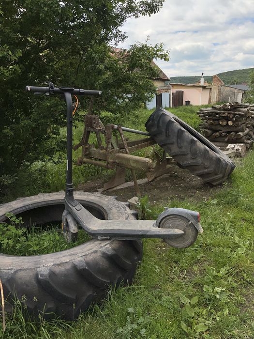 Vand trotineta electica ninebot