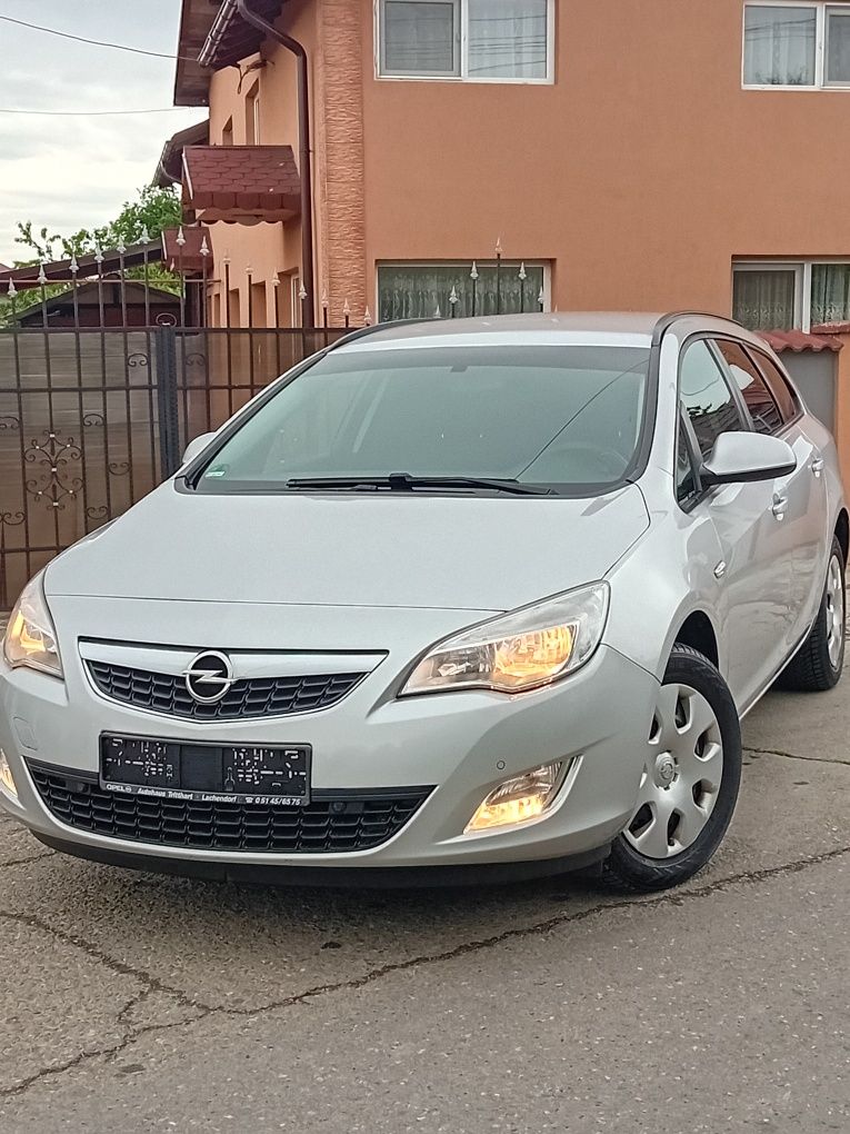 Opel Astra J  1.7 cdti