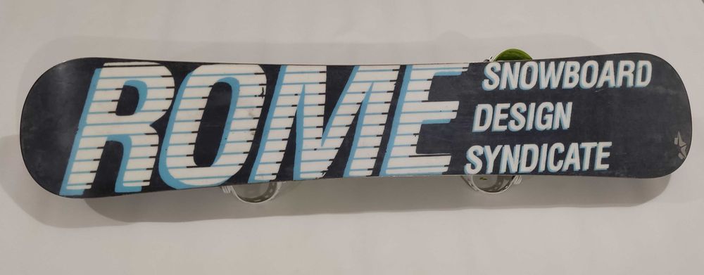 Сноуборд сет : дъска Rome Postermania 156 с автомати Rome Targa M-L