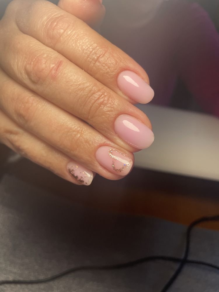 Aplic Unghii cu Gel si Oja Semipermanenta