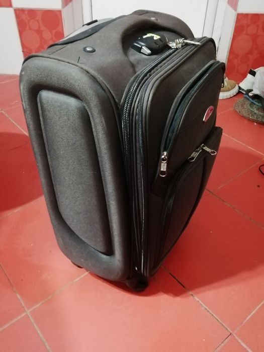 Vănd-troler nou detali în privat