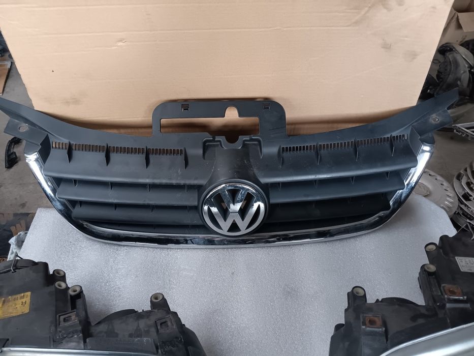 Фар ляв  решетка за VW Touran / Фолксваген Туран
