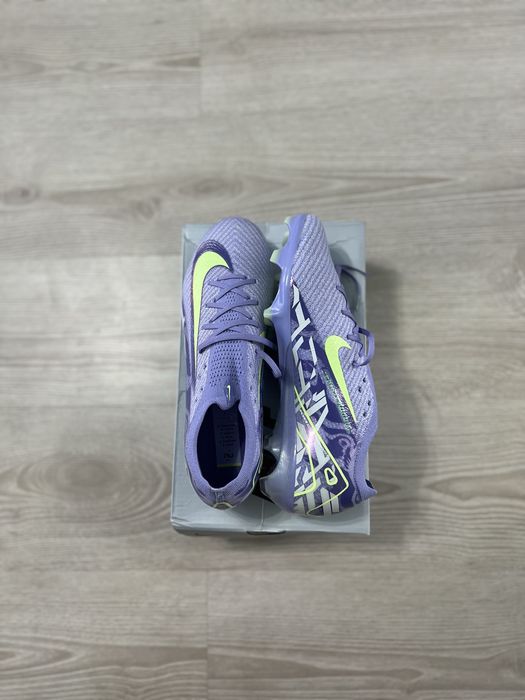 Nike mercurial vapor 16