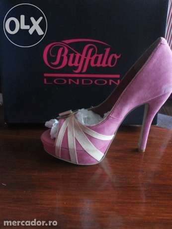 Pantofi dama Buffalo London