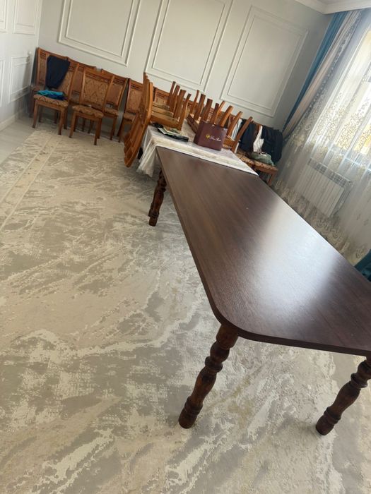 Продается стол стуля