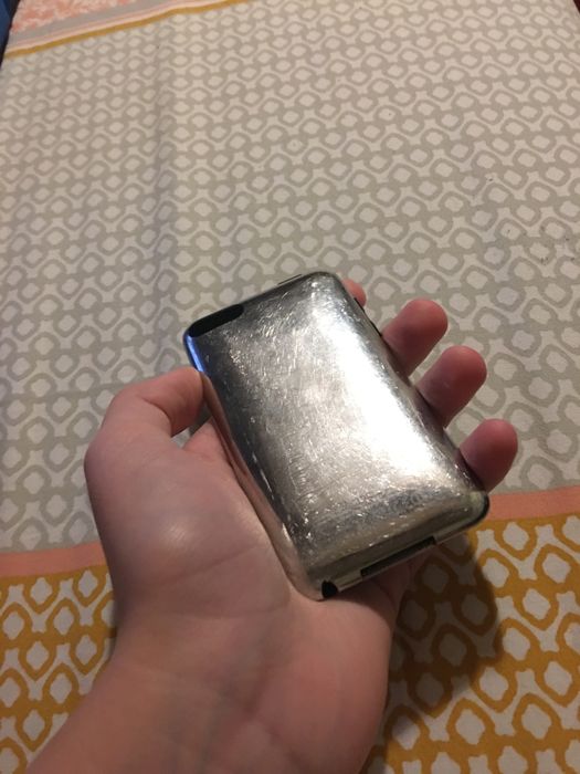 Ipod touch generația 2