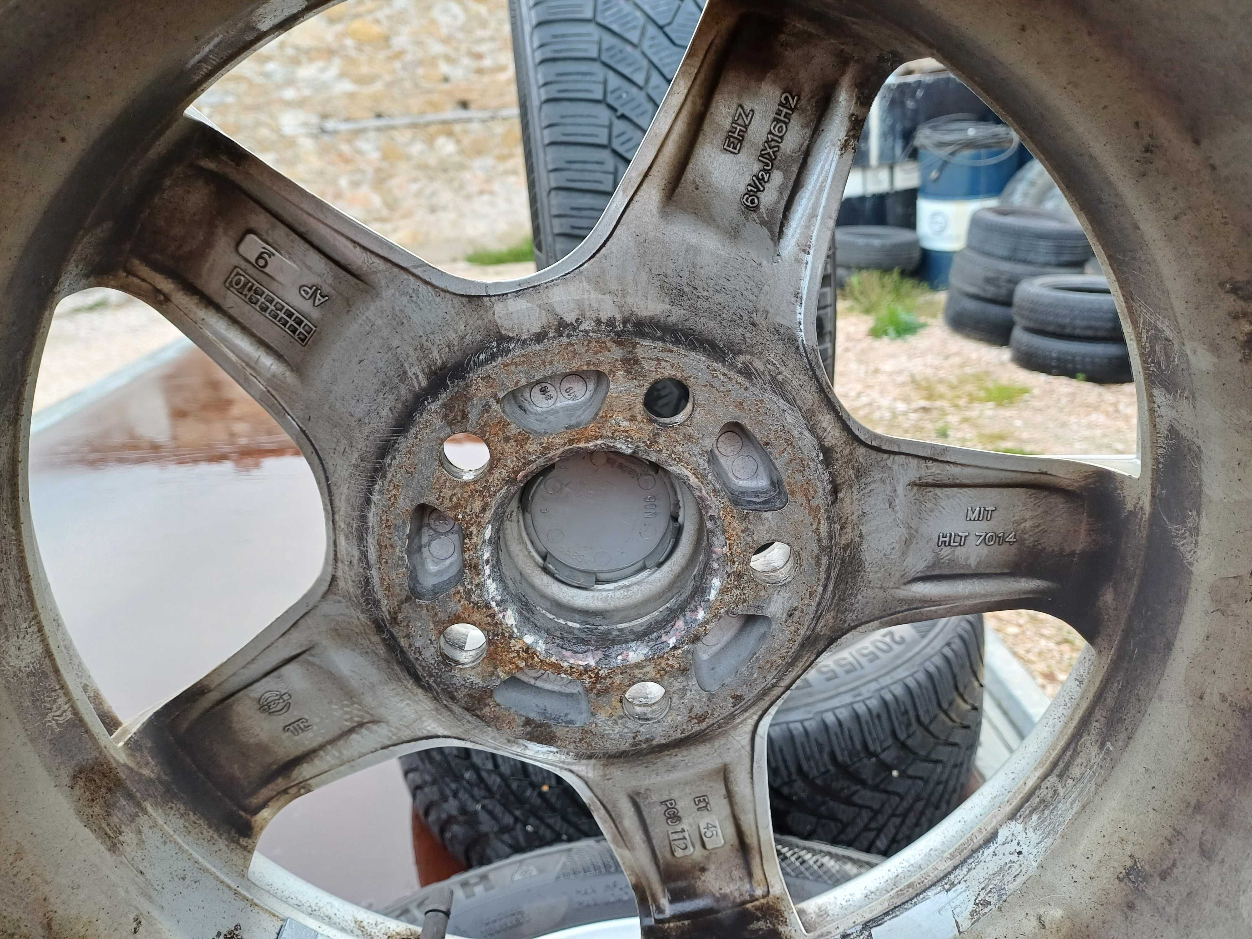 Гуми с джанти оригинални  за AUDI 205/55/16