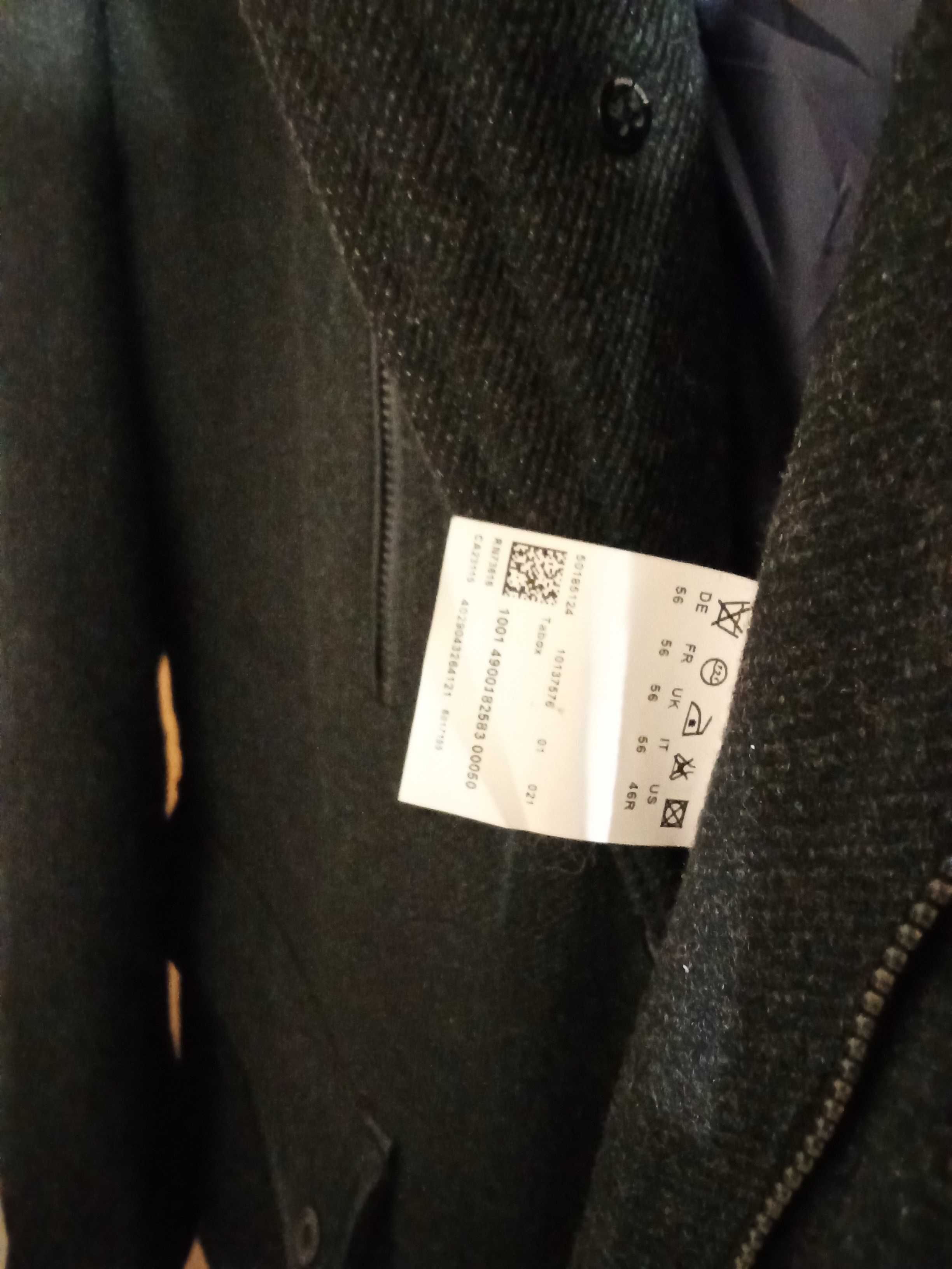Продавам оригинално марково зимно палто HUGO BOSS размер XL