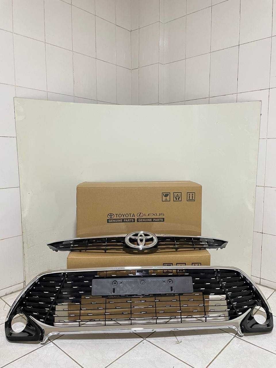 Решетки радиатора, фары на Toyota Camry 55 Exclusive