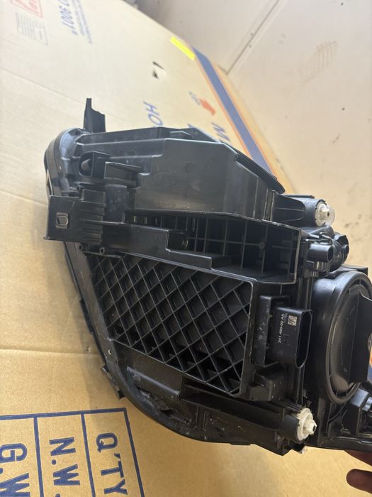 Mercedes Citan 2021 година Десен Фар