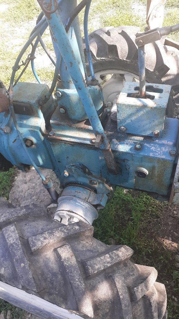 Motoagricola Bertolini 315,4x4,freza ,cositoare Cavali