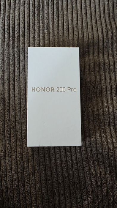 Honor 200 Pro пълен комплект