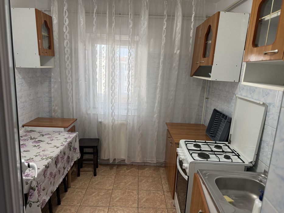 Inchiriere ap3 camere