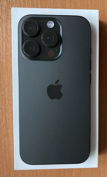 Vand iPhone 16 Pro Black