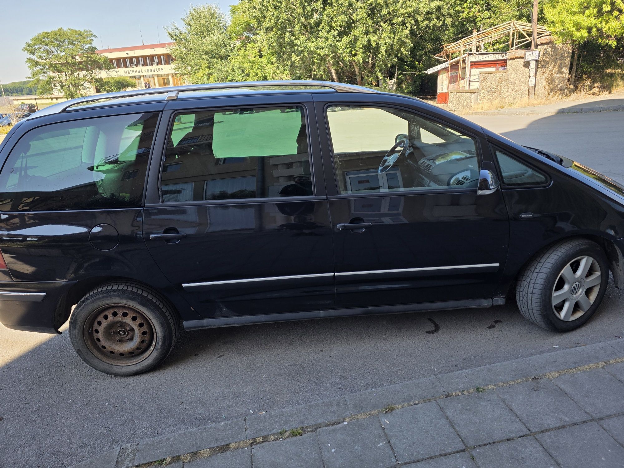 Продавям Vw sharan