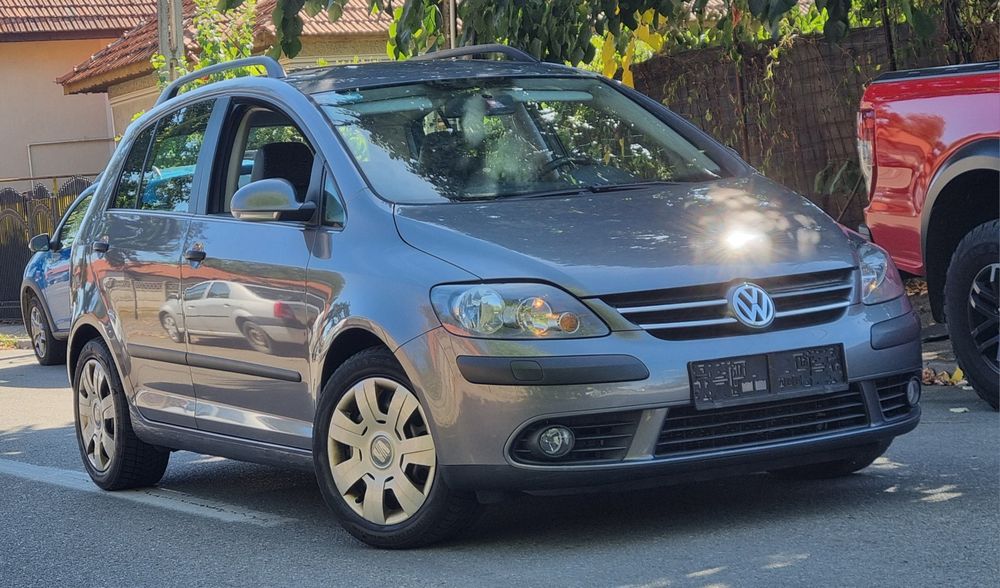 VW GOLF PLUS-AUTOMAT-1.9 TDI-fabr. 2009-229,000 km-Merita vazuta !