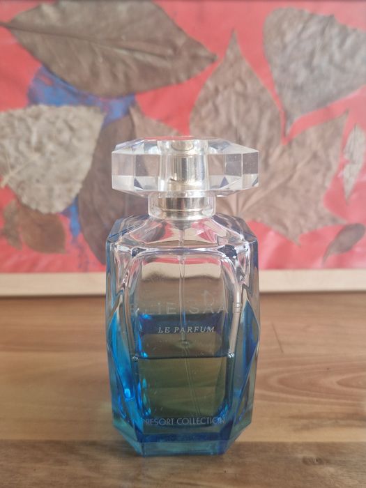 Ellie Saab Resort Collection apa de parfum