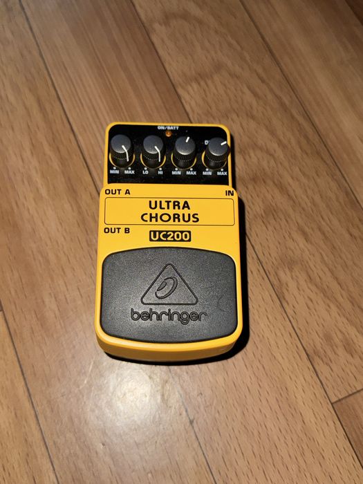 Behringer UC200 (Ultra Chorus)