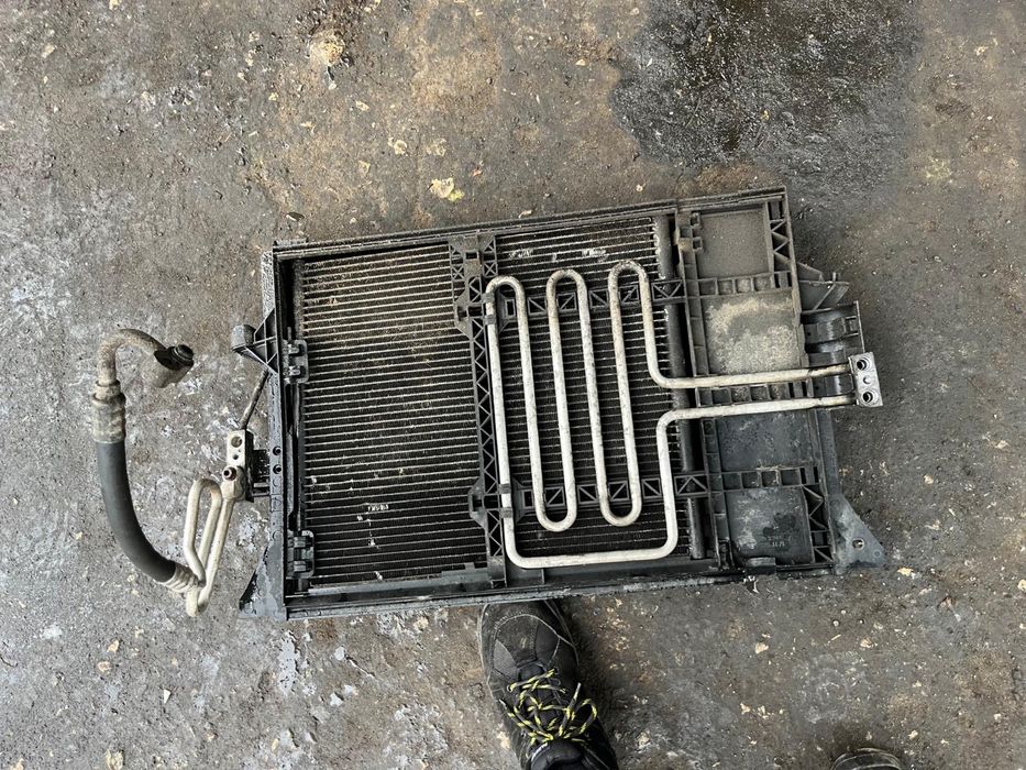 Bmw e39 2.5i 170ks очиларка радиатори перки мотор M52