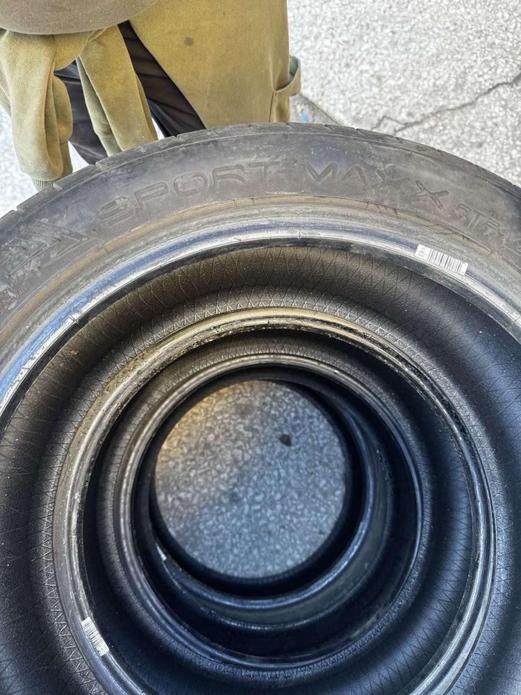 Гуми DUNLOP spt maxx rt2