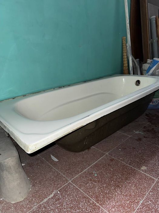 Chugun vanna sotiladi