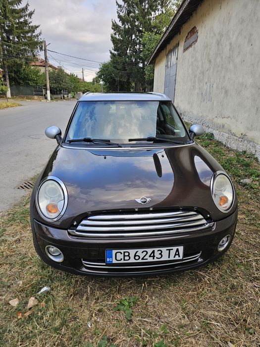Продавам Мини Купър