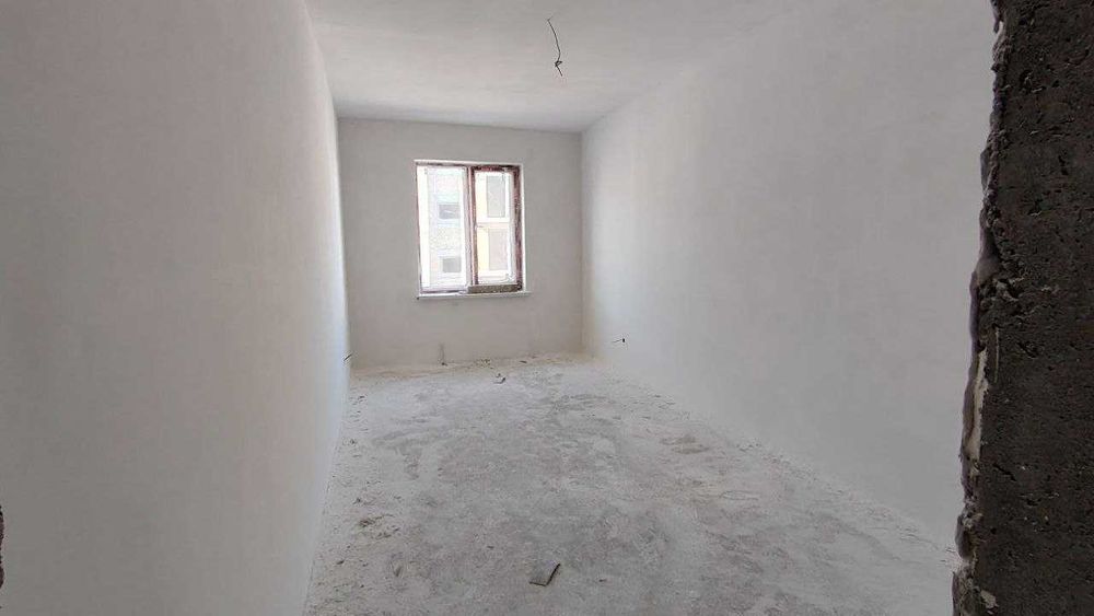 Квартира продажа 4-комн. Зангиата 139499