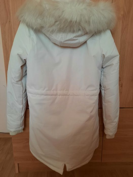 Дамска зимна парка