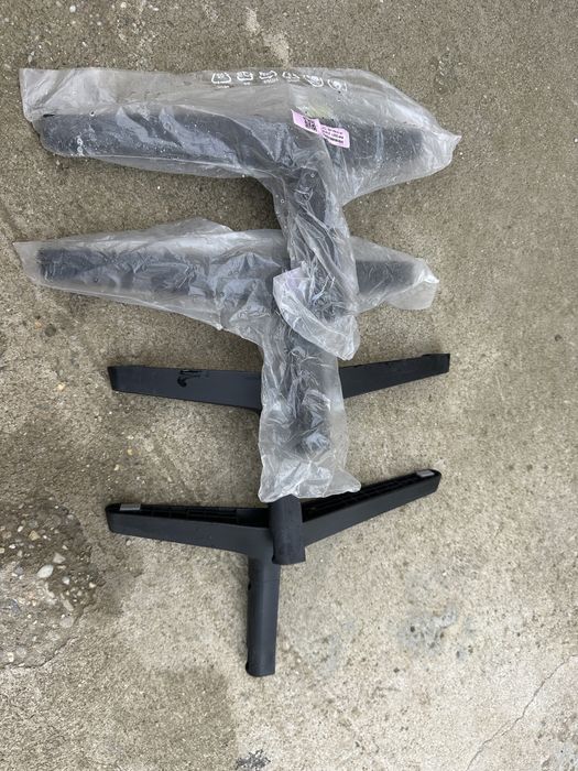 Picioare TV si alte accesorii