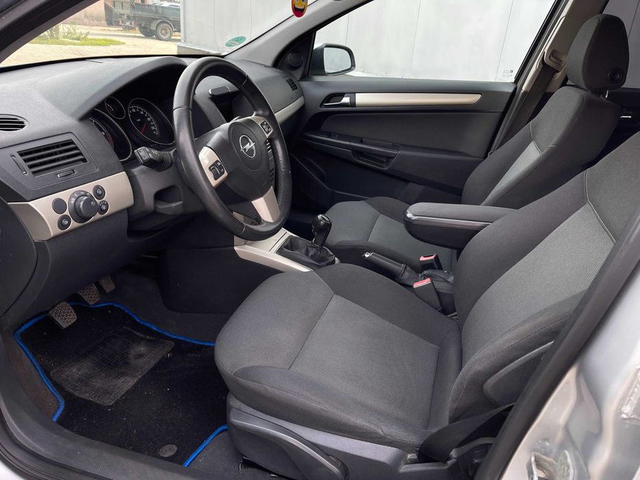 Opel Astra 1.7Cdti-116CP / Euro 4 / CLIMA / import Germania