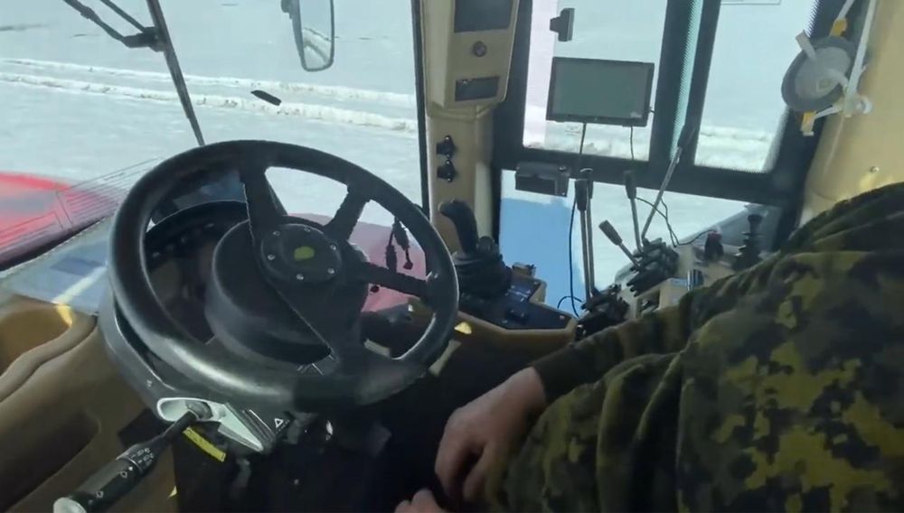 Монтаж Установка Подруливающее устройство Автопилот Подрулька