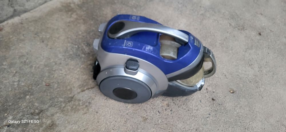 Пылесос на запчасти