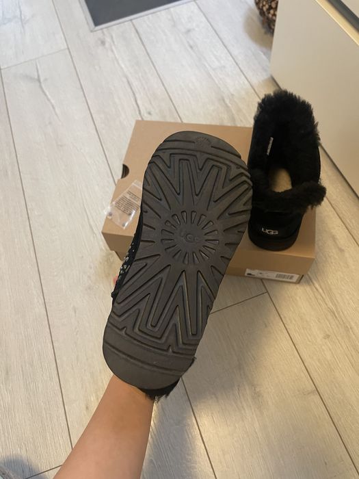 Cizme UGG negre Classic Galaxy Bling Mini
